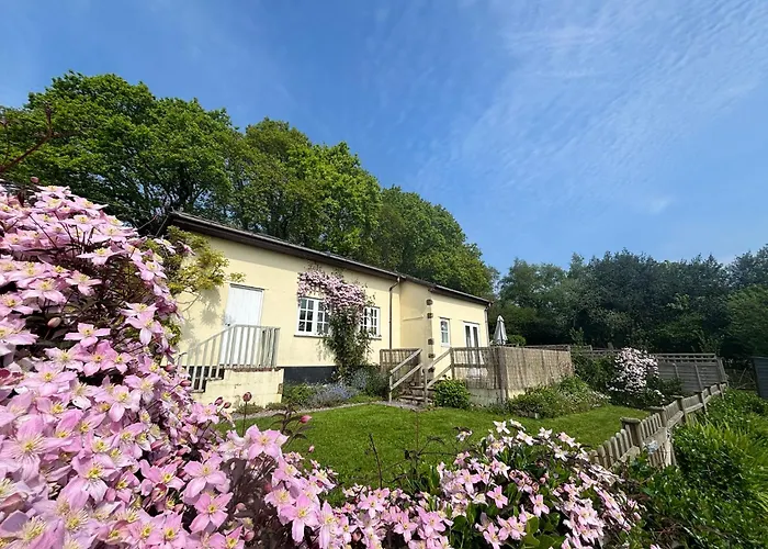 Oak Tree Cottage