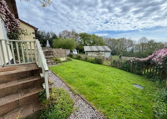 Oak Tree Cottage